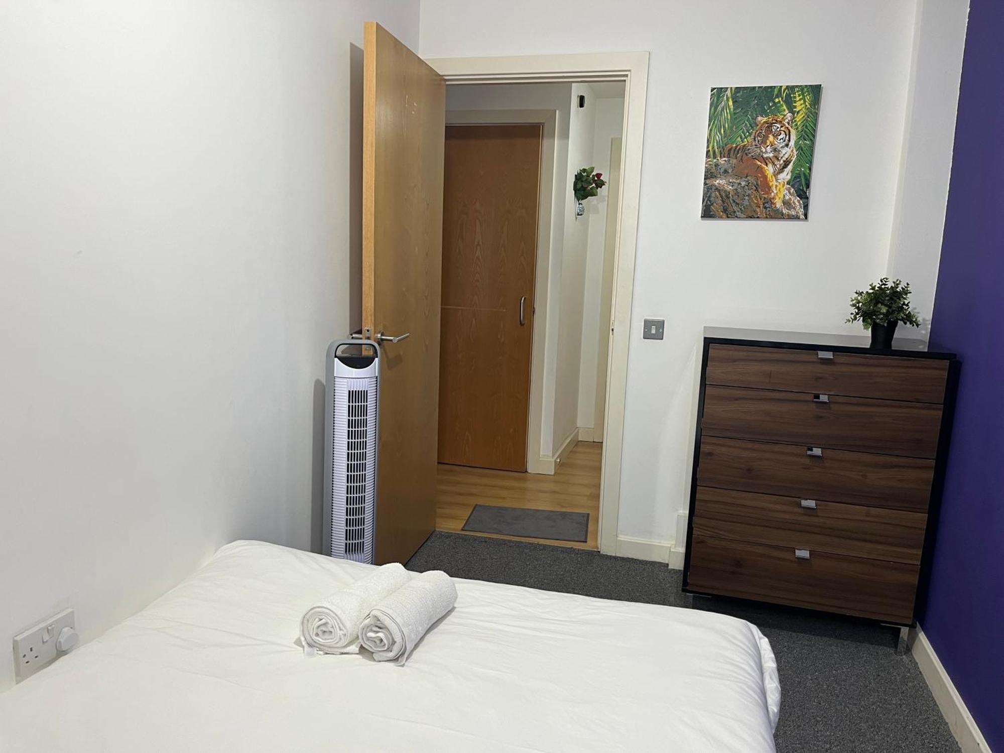 London Luxury Holiday Home B ภายนอก รูปภาพ