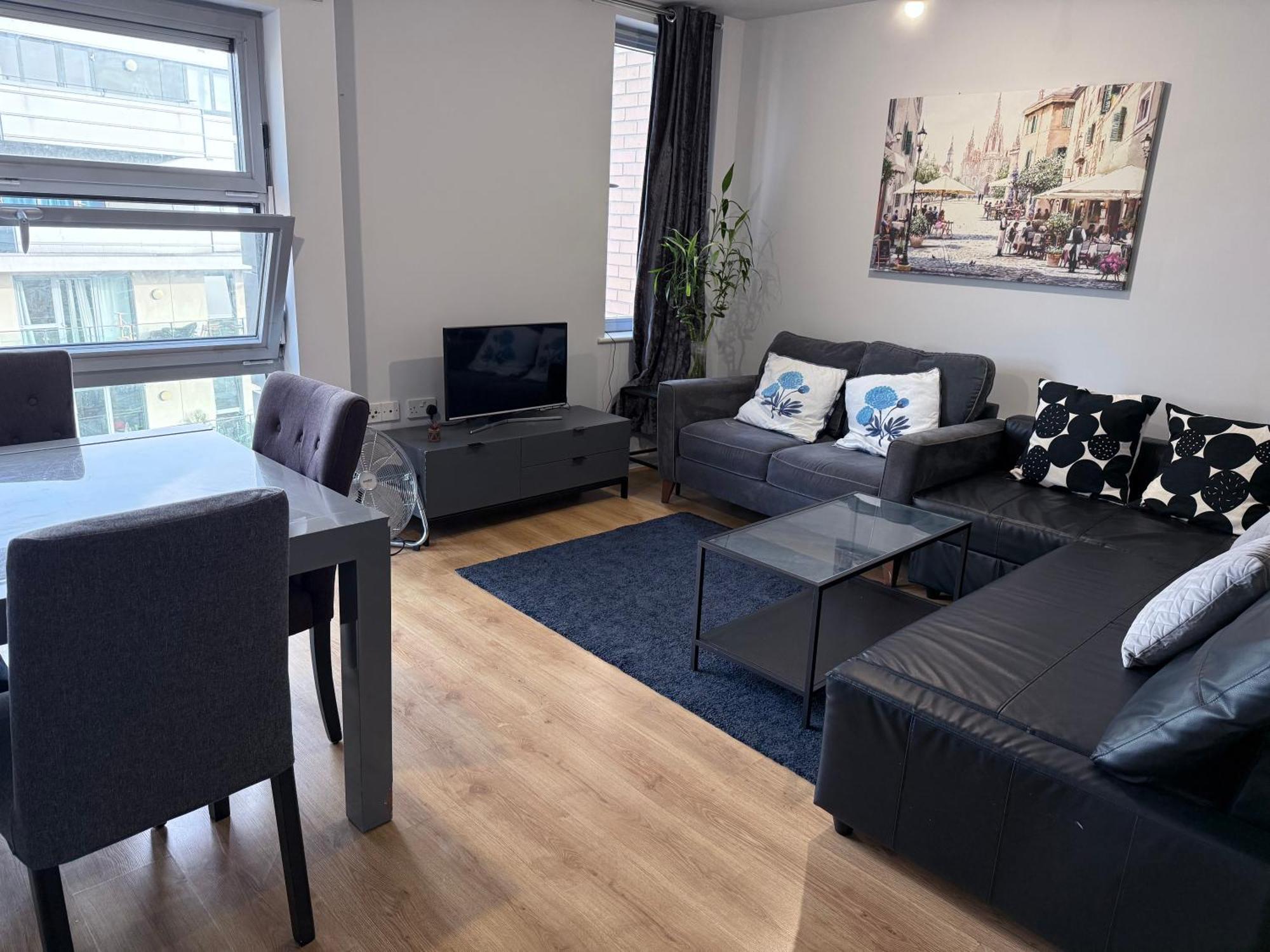 London Luxury Holiday Home B ภายนอก รูปภาพ